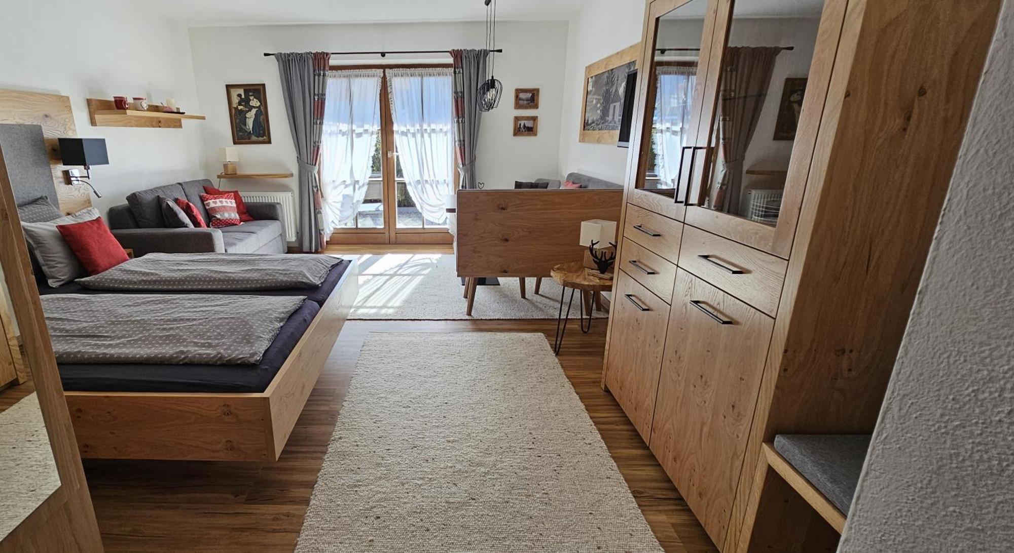 Haus Kirchplatz Apartment Reit im Winkl Bagian luar foto