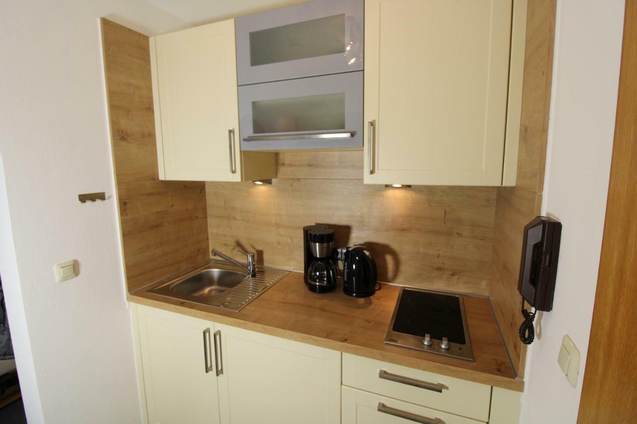 Haus Kirchplatz Apartment Reit im Winkl Bagian luar foto